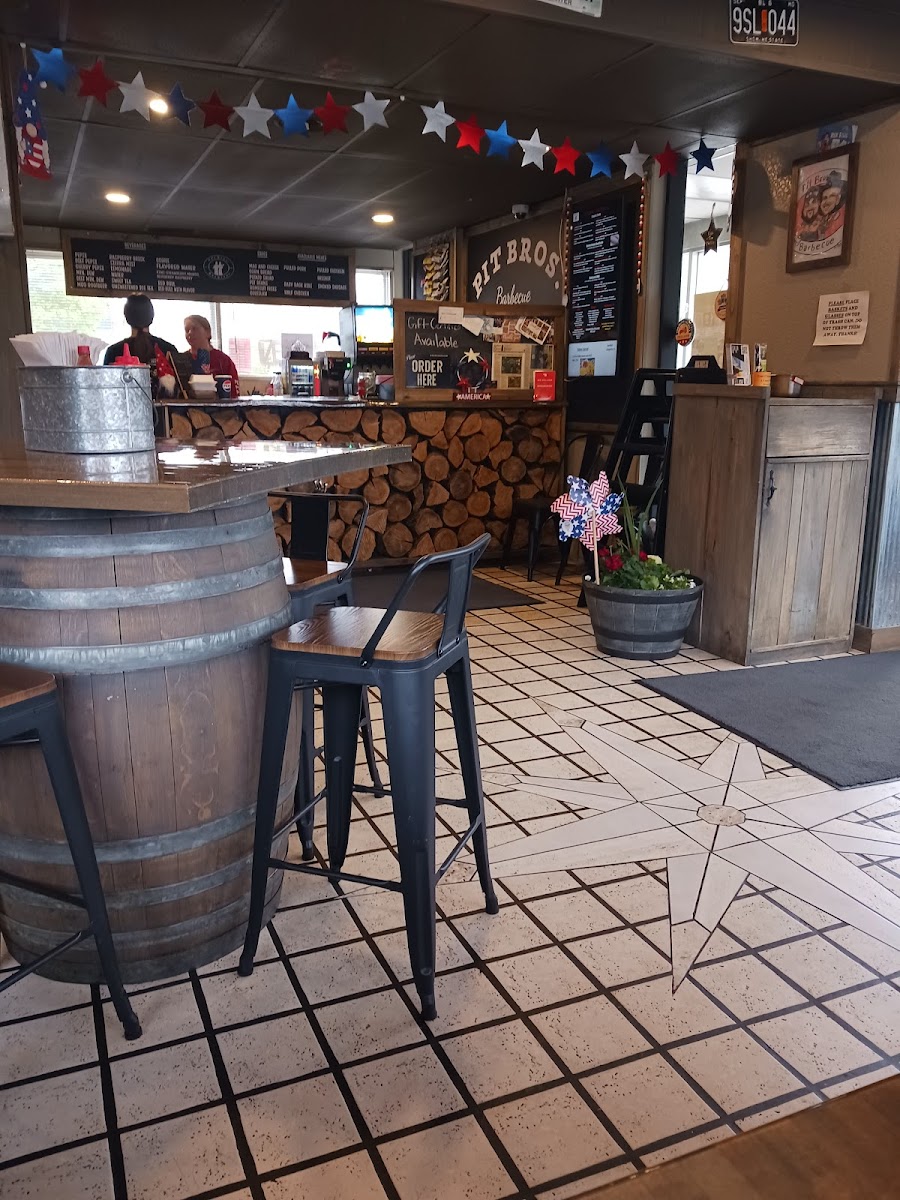 Pit Bros Barbecue Photos 2